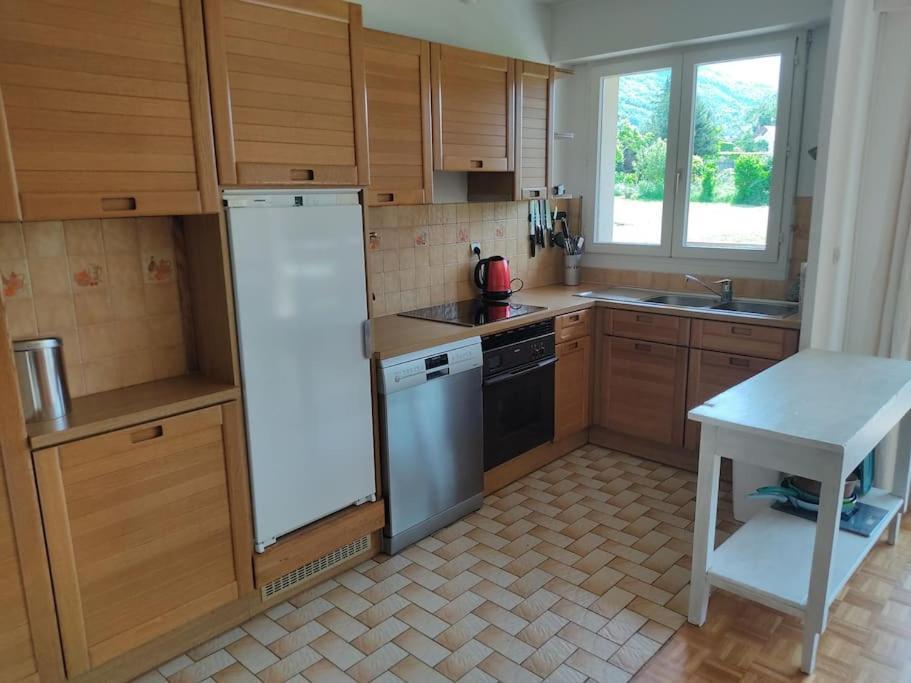 מנטון סן ברנרד Bel Appartement Au Calme A 5 Minutes Du Village מראה חיצוני תמונה